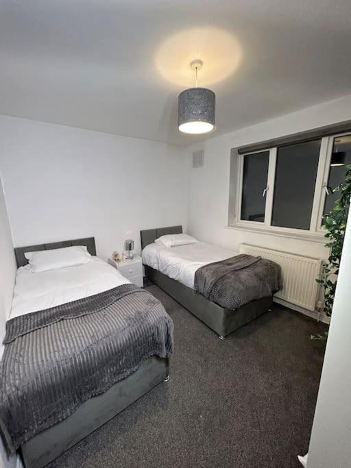 Whole Apartment Near To London Bromley Exterior photo
